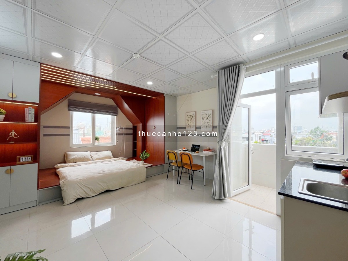 Cho thuê chdv full nội thất có ban công nằm ở đường Hoa Mai Q. Phú Nhuận