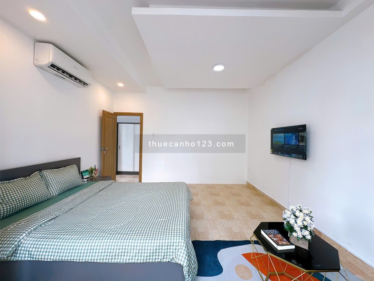 Cho thuê căn hộ dịch vụ full nội thất 1PN tách bếp có ban công Quận 10