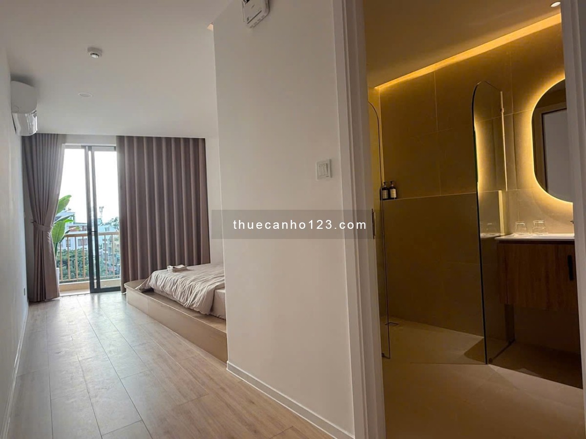 Cho thuê căn hộ full nội thất có balcon cửa sổ trời siêu thoáng Quận 3