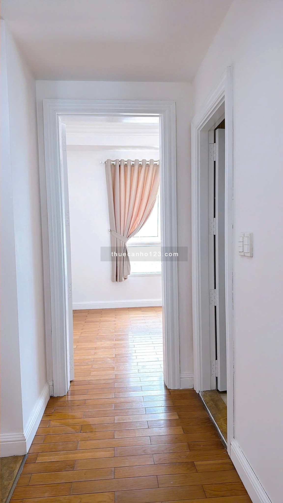 Cho thuê căn hộ The Manor 2 – 2PN full nội thất, view Landmark 81 cực chill