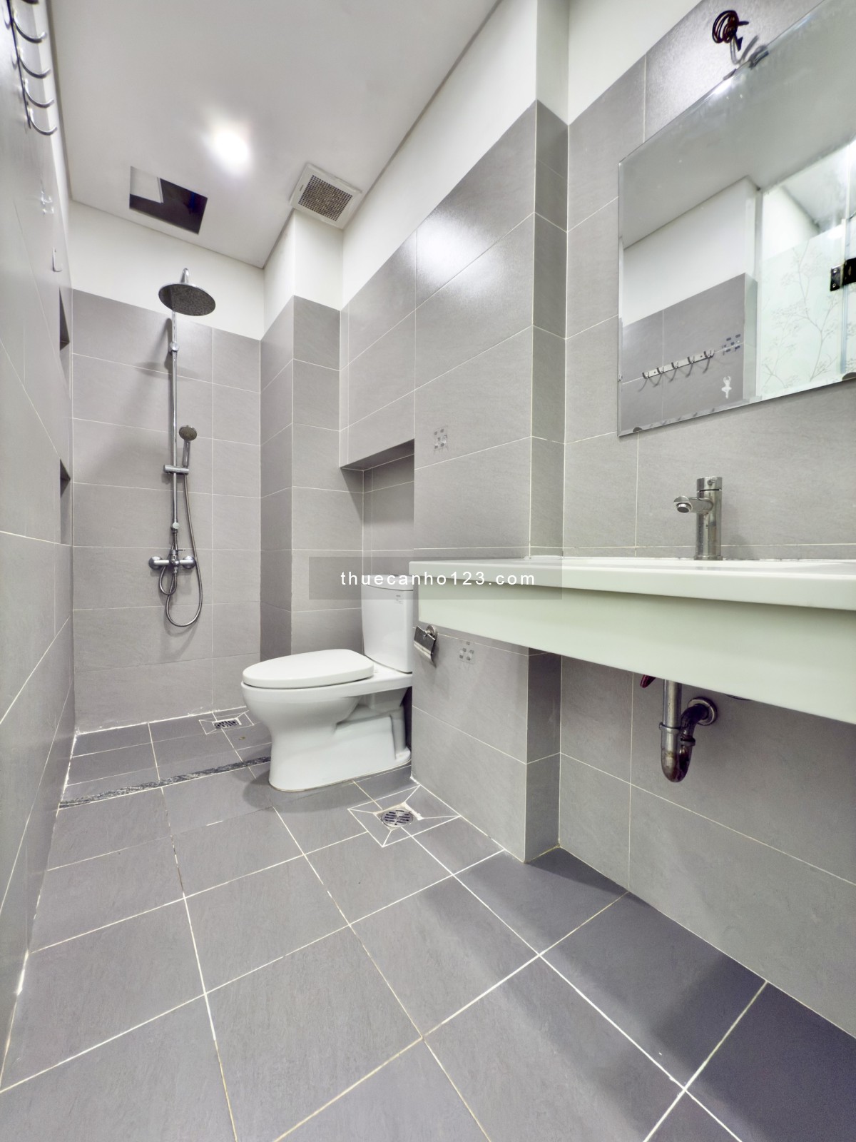 Cho thuê căn hộ STUDIO Tân Bình, gần Etown & Vincom