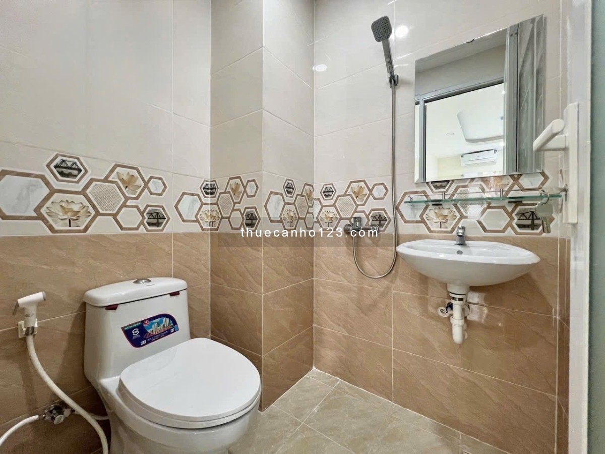 Cho thuê căn hộ Studio ban công Q1, ngay công viên 23/9, chợ Thái Bình, ngã sáu Phù Đổng, chợ Bến Th