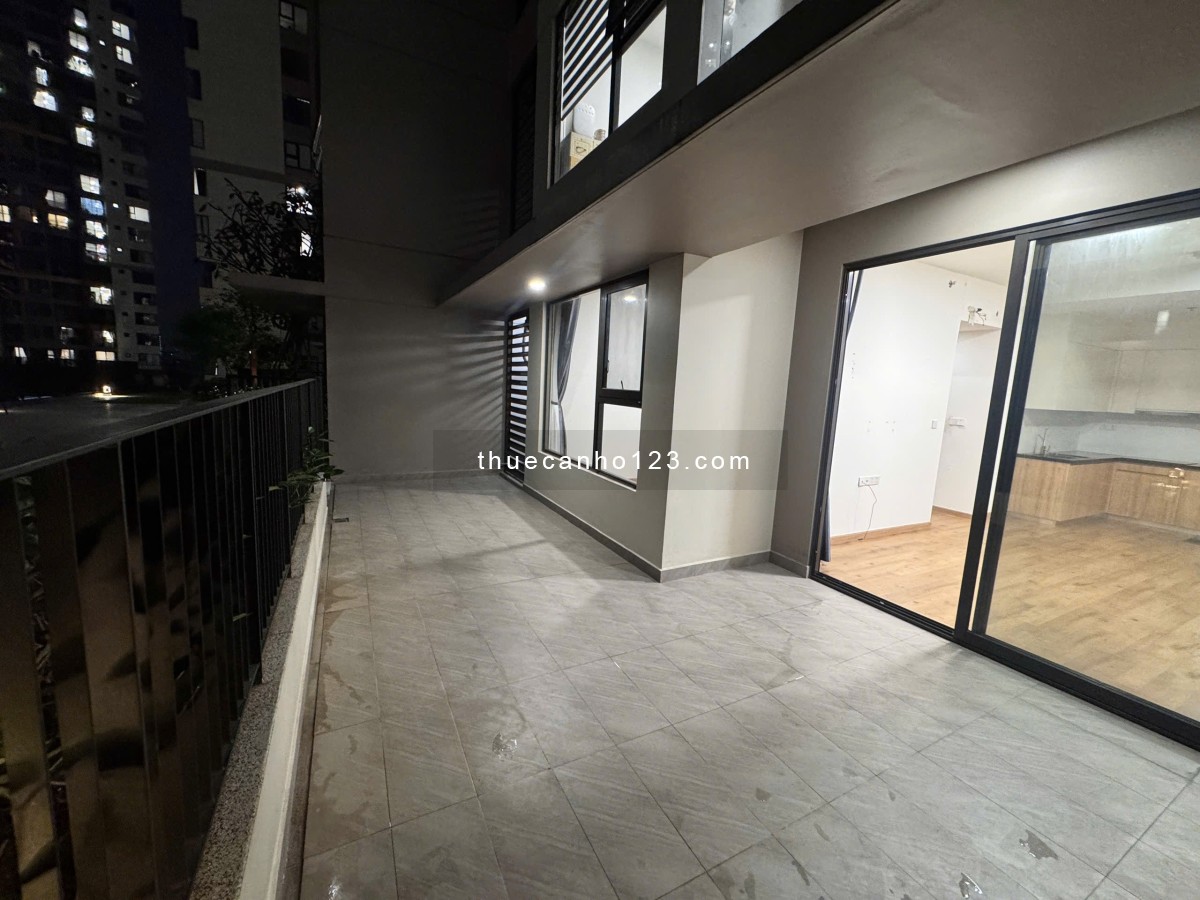 cho thuê căn sân vườn siêu xinh, sân riêng 20m2 sân chung 700m2 - free phí quản lý chỉ 13tr