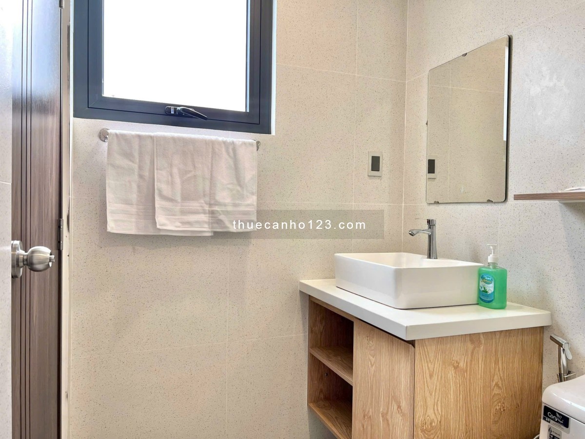 Cho Thuê Căn Hộ Studi Ban Công Lớn - Ngay Trung Tâm Quận 1 - Chợ Tân Định - Cầu Bông - Hồ Con Rùa