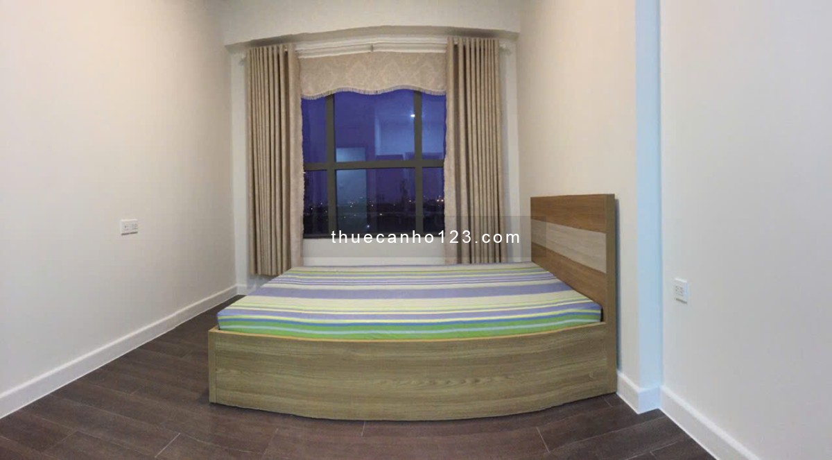 Cho thuê 2 phòng ngủ, Nhà đẹp, giá hợp lý chỉ 17,5 triệu. tầng cao, view sông mát mẻ, The Sun Avenue