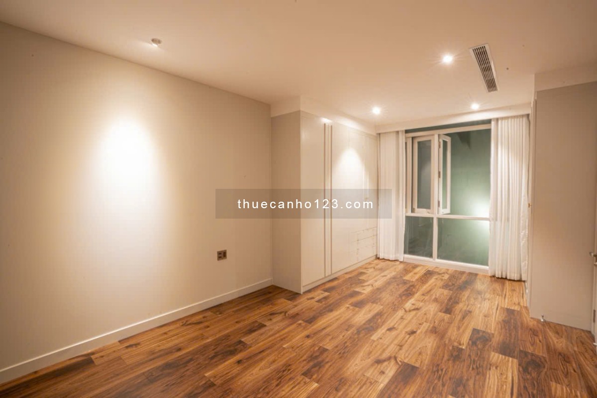 Ngắm hoàng hôn tại Duplex 5 phòng ngủ rộng tới 434m2, Sang trọng hiện đại. Giá 6000$ tại Vista Verde