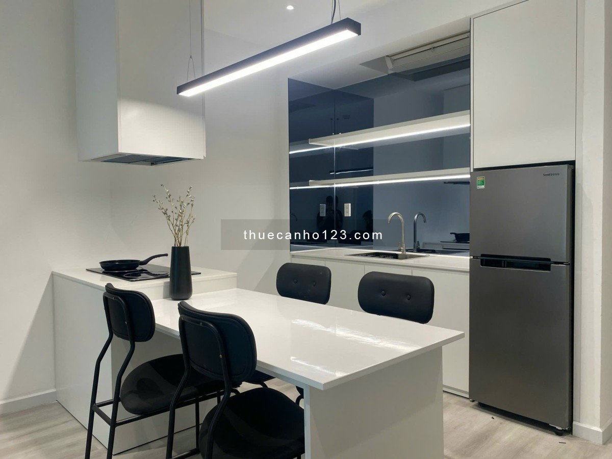 Căn hộ 1pn full nội thất gần ban công lớn gần sân bay tân sơn nhất, ga t3 quận tân bình