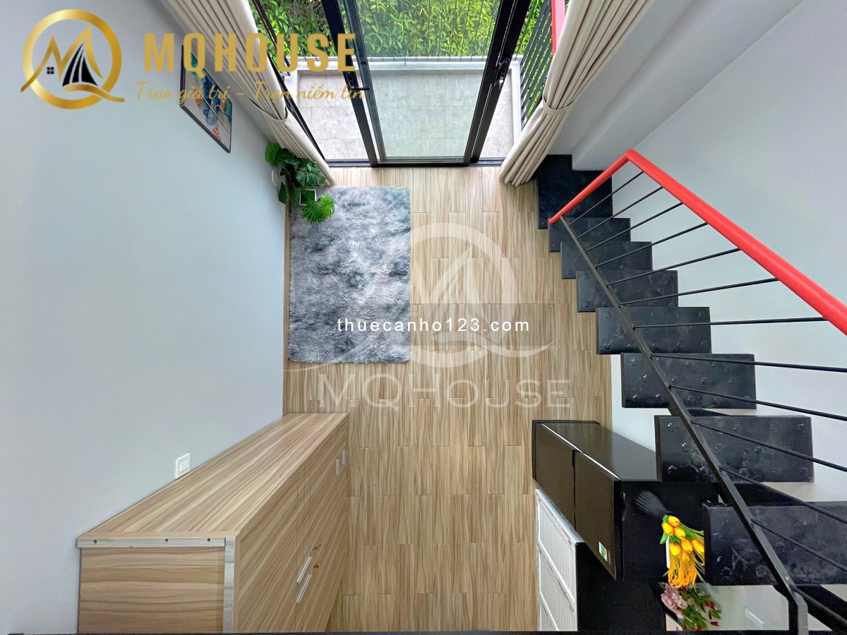 Cho thuê căn hộ Duplex Tân Bình có ban công gần Sân bay & ETown