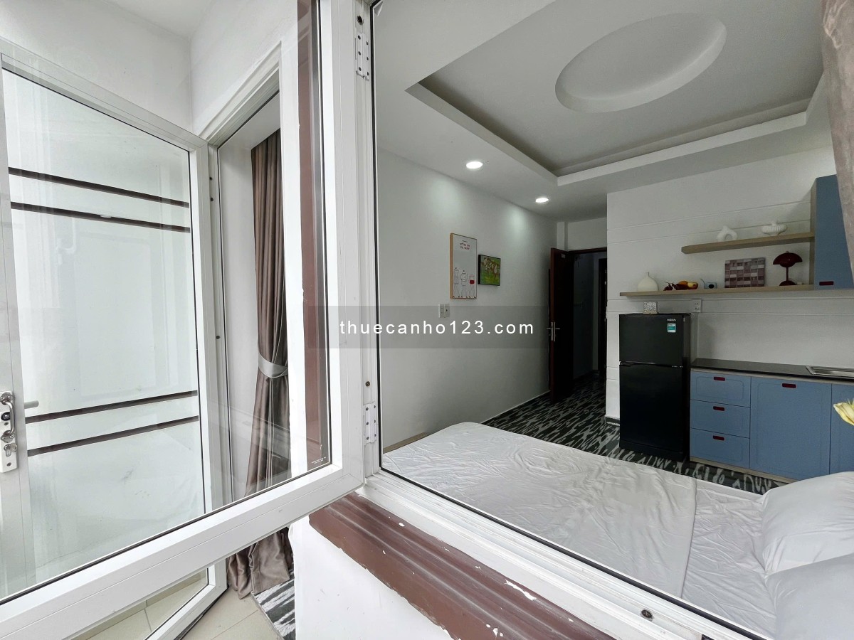 Cho thuê phòng Studio ban công Q1, gần cầu Nguyễn Văn Cừ, Pullman, cầu Ông Lãnh, phố tây Bùi Viện, c