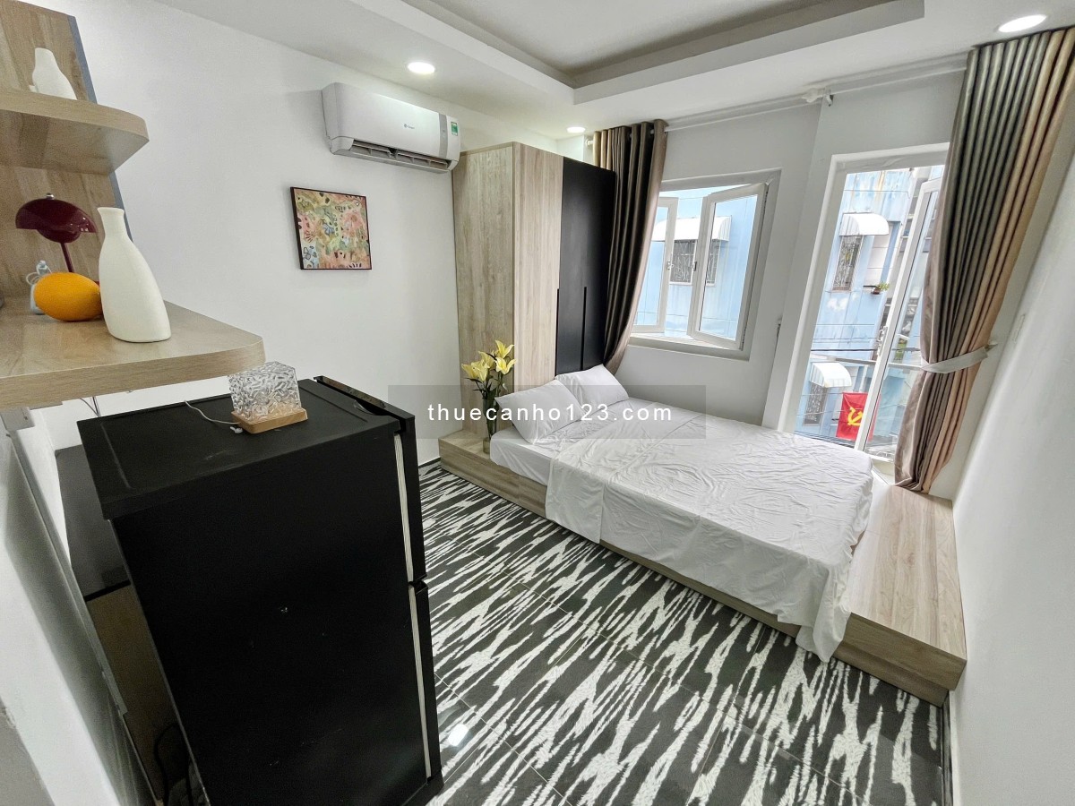 Cho thuê phòng Studio ban công Q1, gần cầu Nguyễn Văn Cừ, Pullman, cầu Ông Lãnh, phố tây Bùi Viện, c