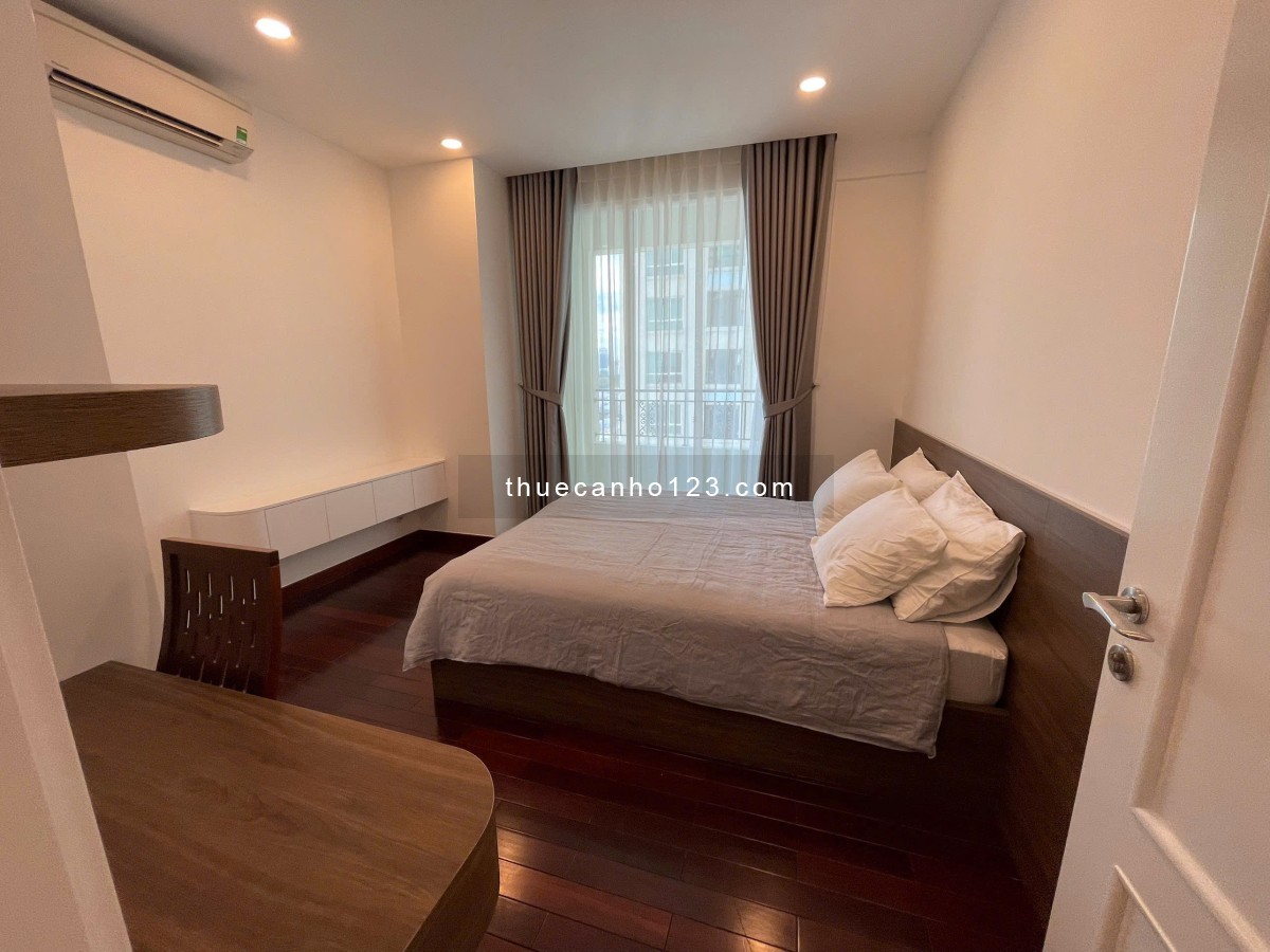Cho thuê căn hộ 3 phòng ngủ lầu cao view sông tuyệt đẹp giá chỉ 40 triệu/tháng