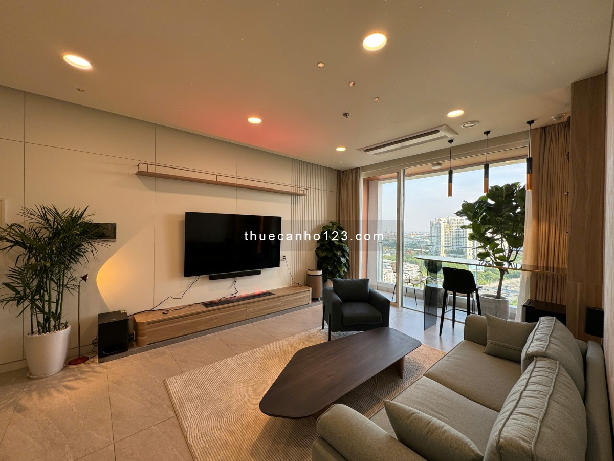 Đẹp không tì vết, 3PN 135m2 đầy đủ nội thất, view thành phố đẹp. giá 4000$ tại Zeit River Thủ Thiêm