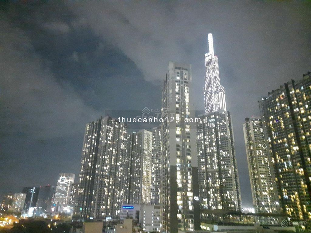 Cho thuê căn hộ 3 phòng ngủ, lầu cao view Landmark 81, nội thất cao cấp giá 22 triệu/tháng