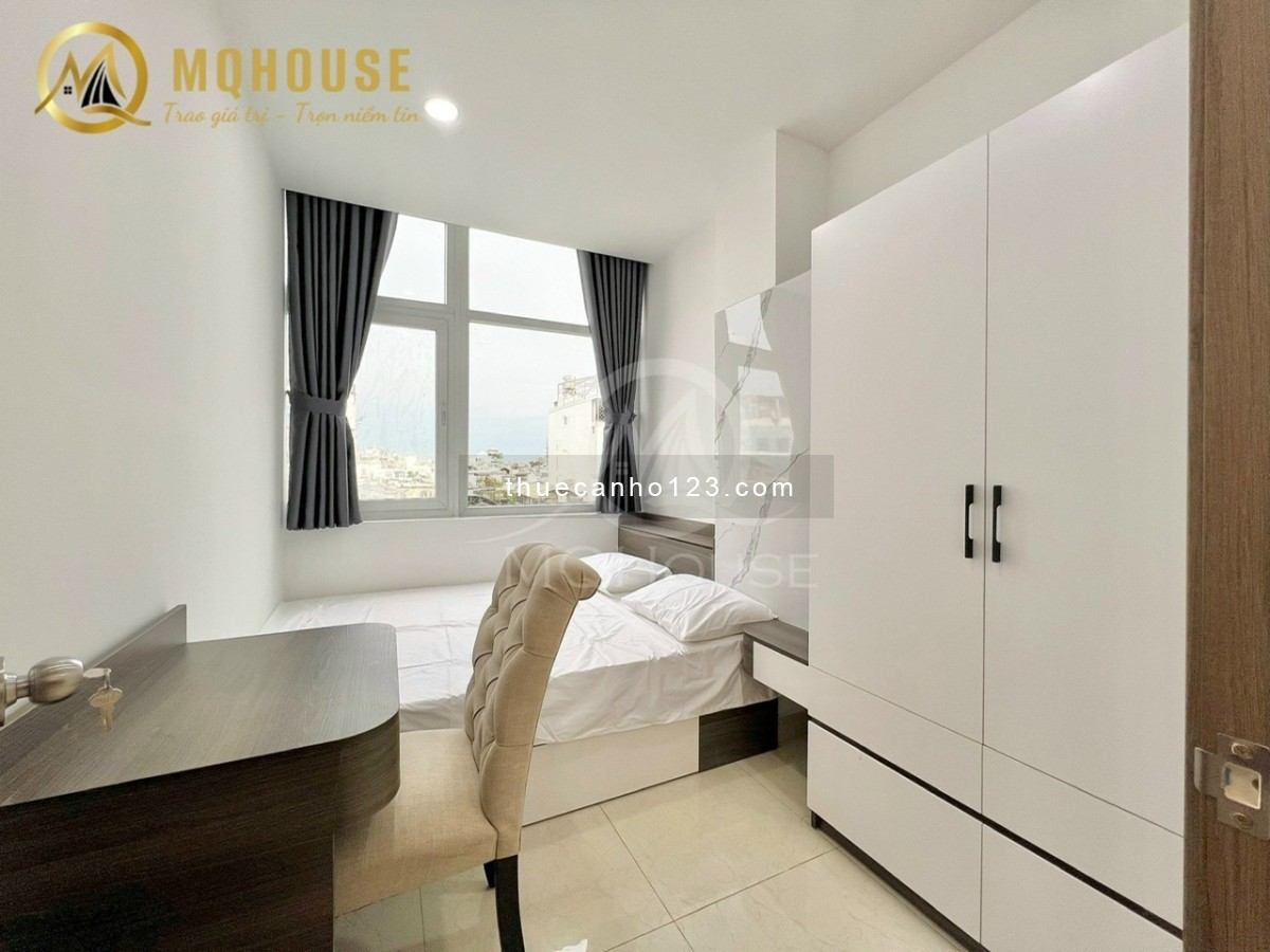 Trống lại siêu phẩm 2PN/1WC – Phòng ngủ view kính ngay Công viên Hoàng Văn Thụ, sân bay, khu K300.