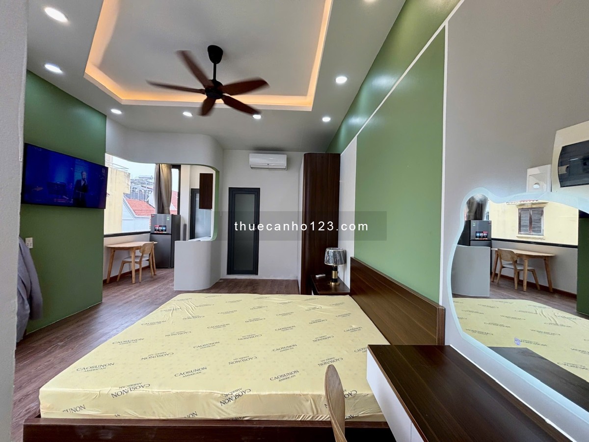 Cho thuê căn hộ 1 phòng ngủ 45m² ban công, full nội thất gần Công viên Hoàng Văn Thụ, Tân Bình