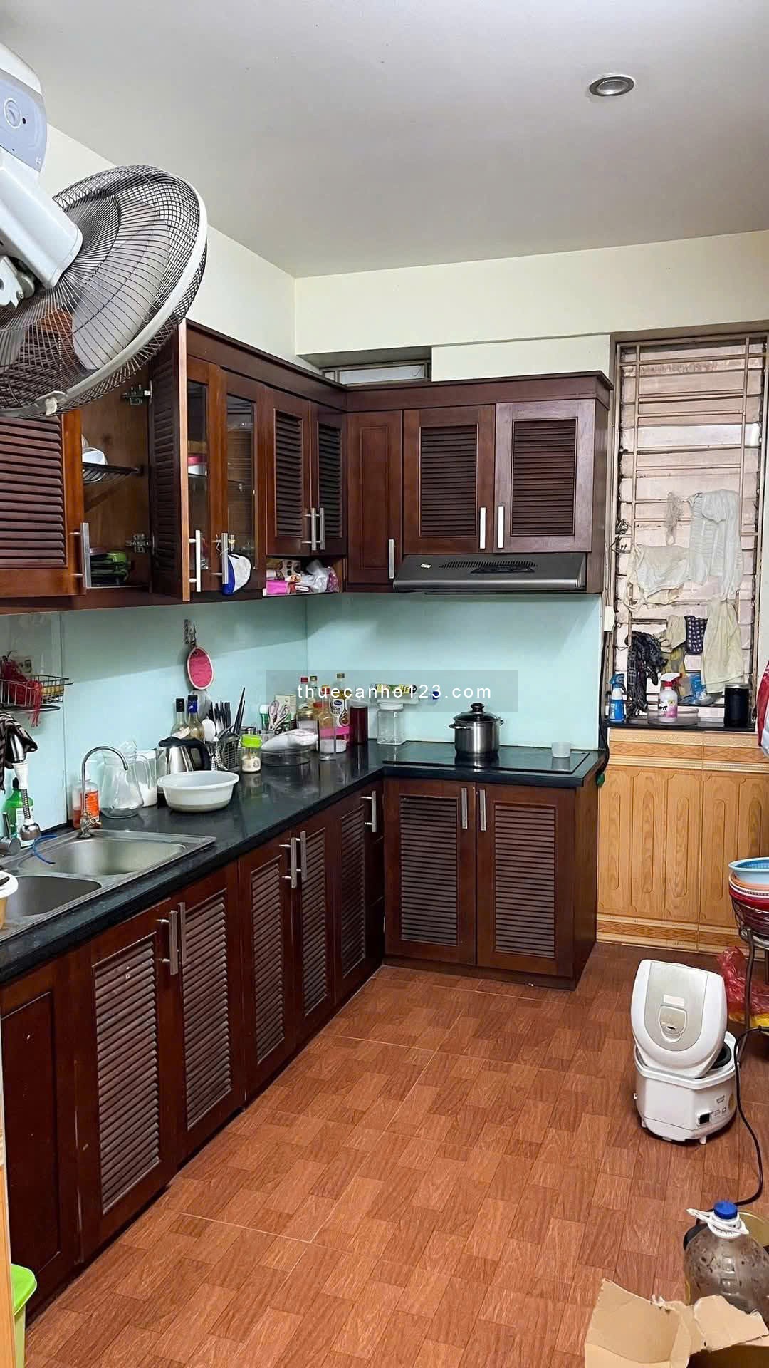 Giá 15tr5/th, 110m2, 3PN, 2WC, Nội thất, Căn hộ Oriental, Âu Cơ, TPhú.