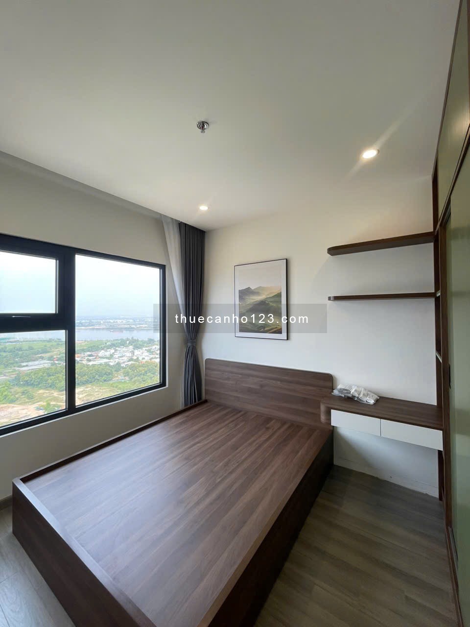 Căn 2PN2WC, 68m2, Toà BS9 Full nội thất Luxury mới đẹp - Vinhomes Grand Park Quận 9