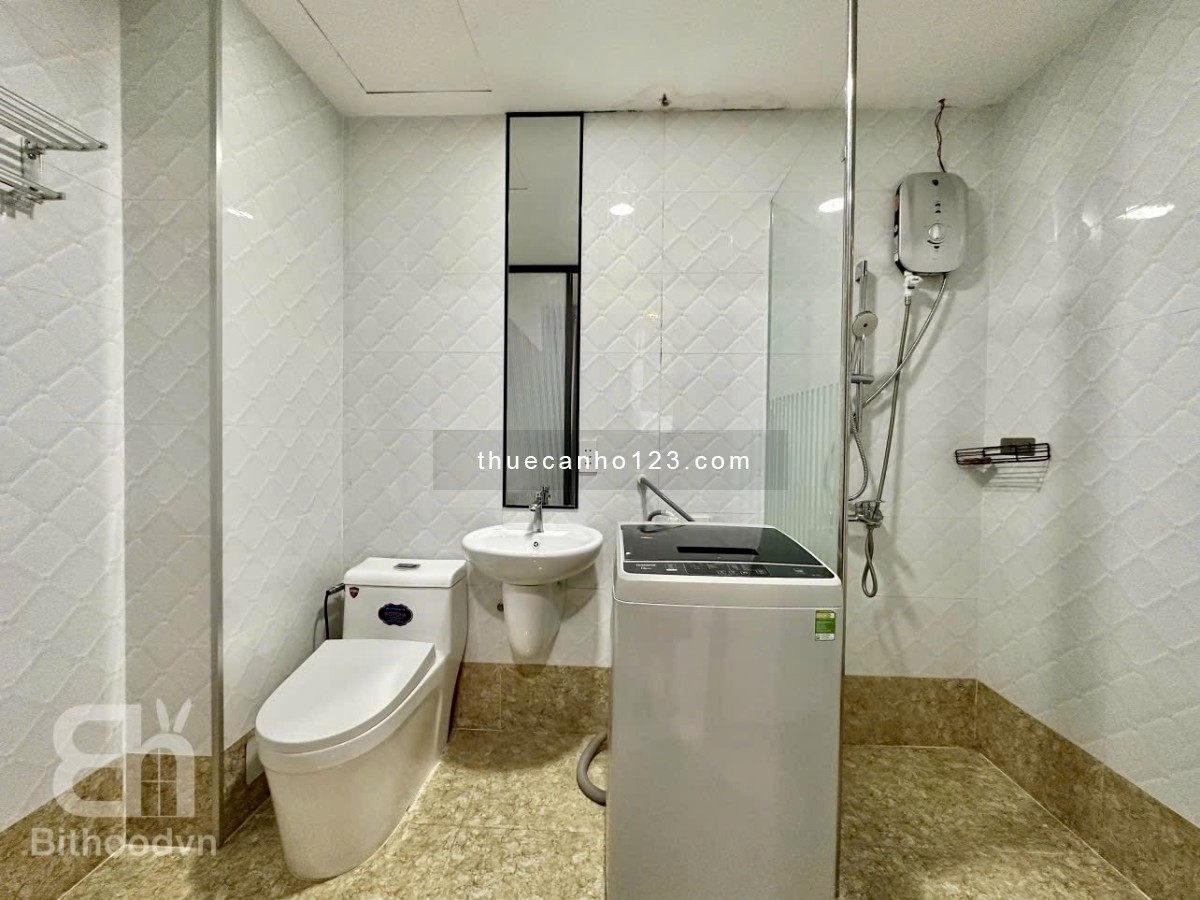 Balcony 1PN Thang Máy_Máy Giặt Riêng_Free Dọn Phòng Gần Landmark81_Metro Ba Son_Quận  Bình Thạnh