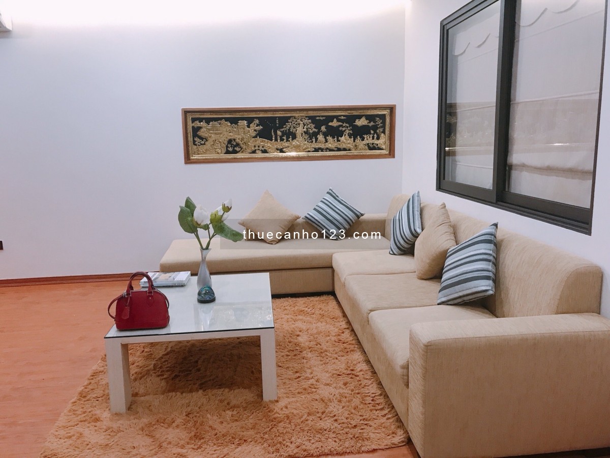 Cho thuê căn hộ cao cấp Diamond Flower 120m 3 phòng ngủ full đồ giá 20 triệu/tháng