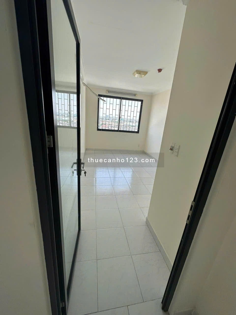Chung cư Phú Thạnh, Nguyễn Sơn, TP: 7tr/th, 50m2, nhà mới, 1p ngủ