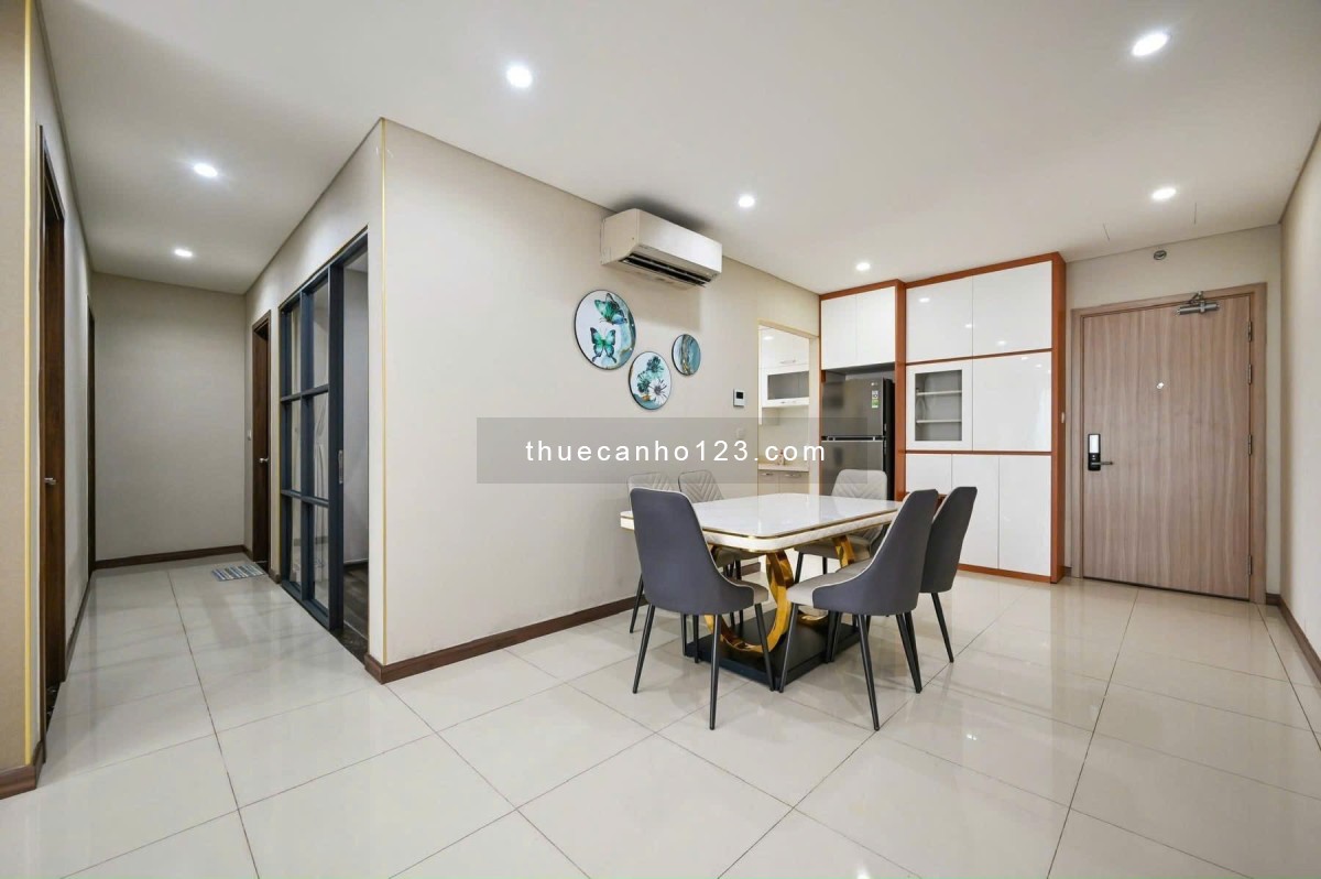 Cho thuê căn hộ Tân Bình 1 phòng ngủ, 3 không gian, đi bộ qua nhà ga T3, full nội thất mới, ban công