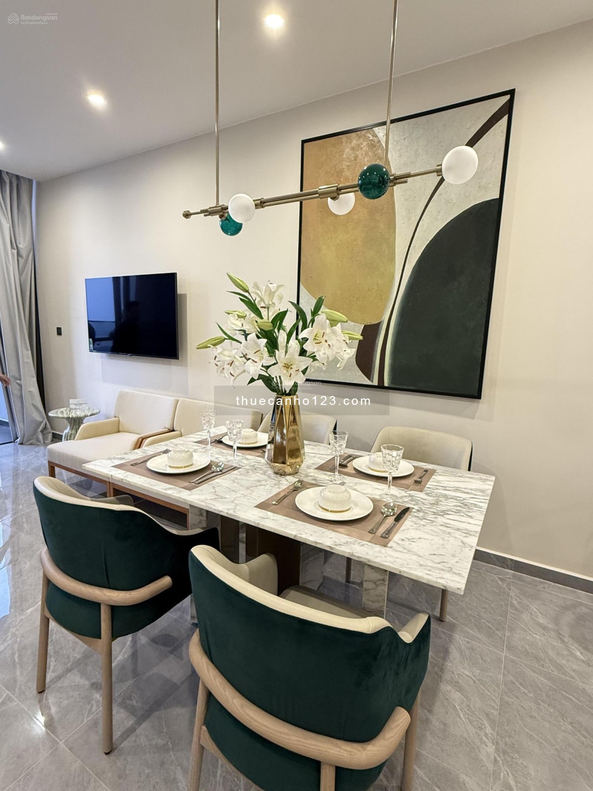 Cần cho thuê gấp căn hộ 2-3 phòng ngủ full đồ Imperia Garden