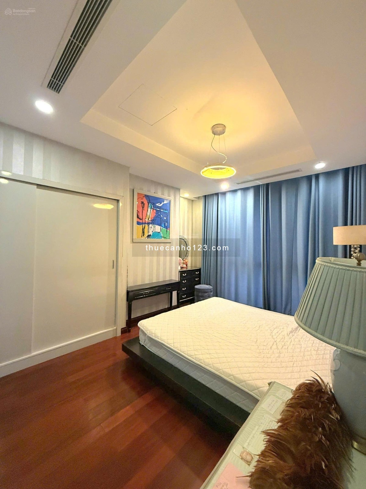 Cho thuê căn hộ 2PN tại chung cư Royal City - Full nội thất về ở ngay - 20tr/tháng