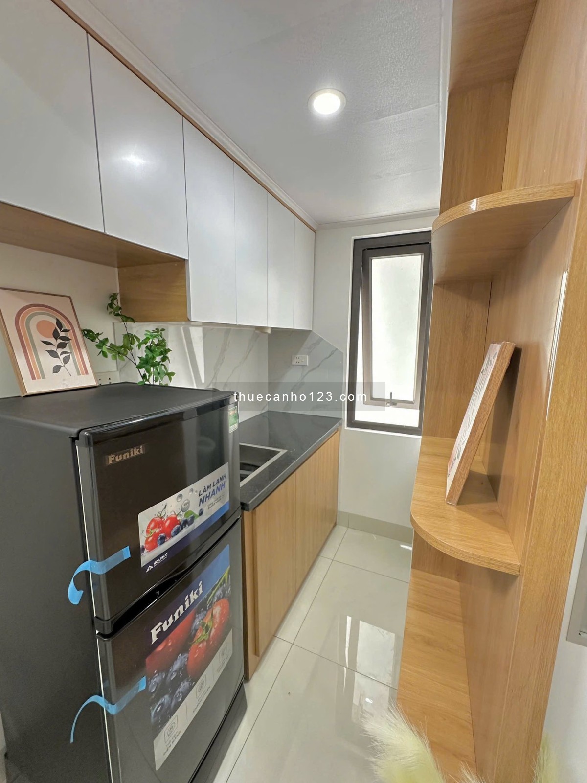 Cho thuê studio sạch đẹp có thang máy ngay Lê Quang Đạo