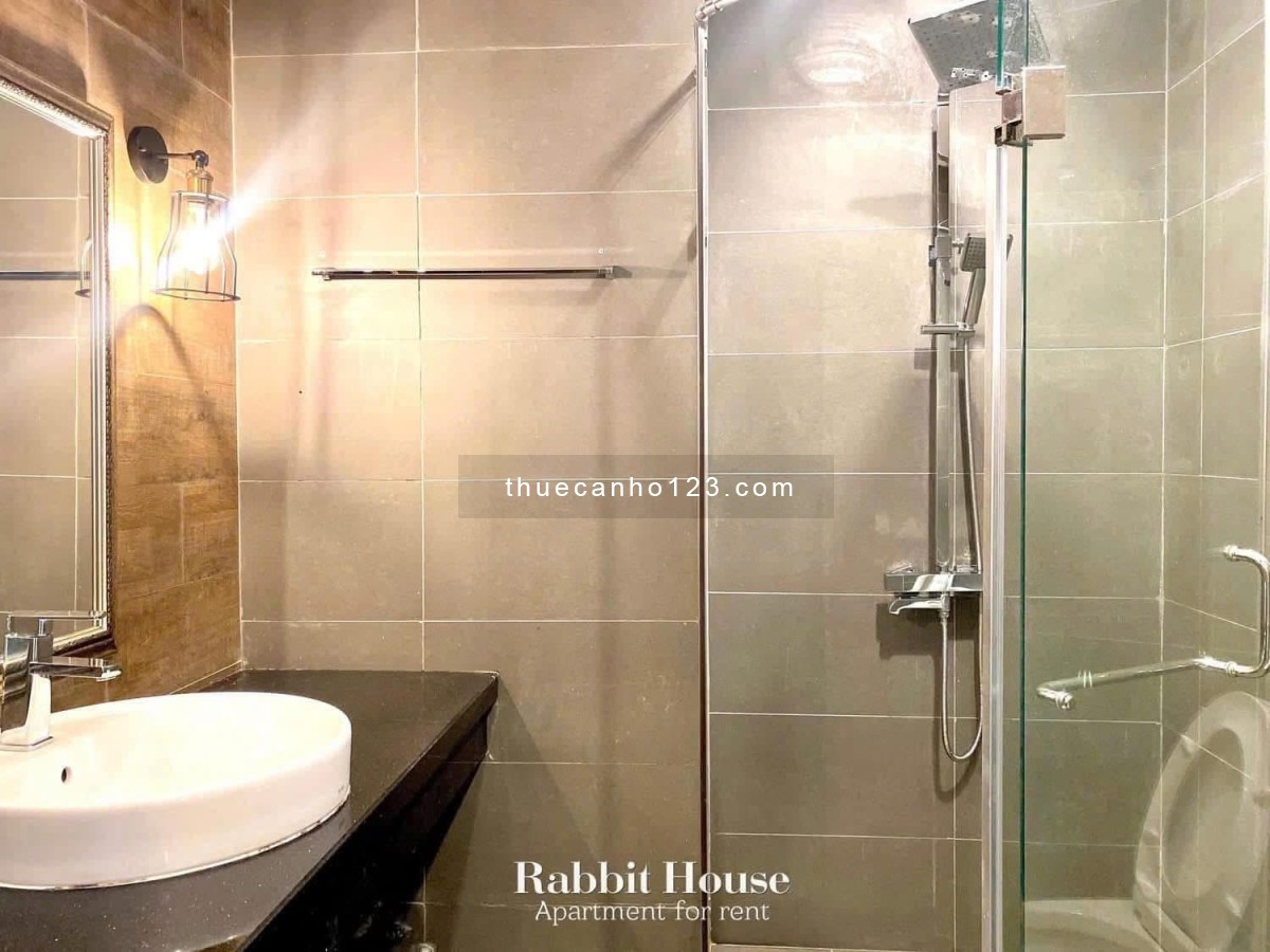 CHO THUÊ PHÒNG STUDIO TÁCH BẾP FULL NỘI THẤT CÓ BAN CÔNG MÁY GIẶT RIÊNG ĐI BỘ 5P RA NHÀ GA T3, QTB