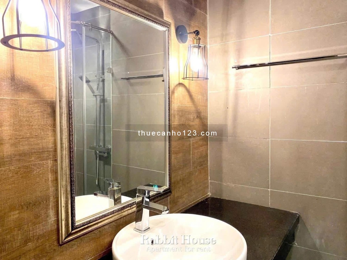 CHO THUÊ PHÒNG STUDIO TÁCH BẾP FULL NỘI THẤT CÓ BAN CÔNG MÁY GIẶT RIÊNG ĐI BỘ 5P RA NHÀ GA T3, QTB