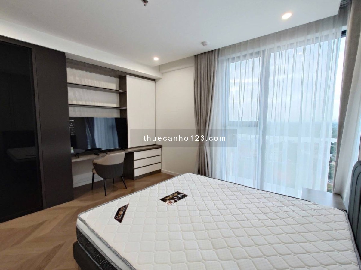 Trống sẵn 3PN view Sông trực diện chỉ 50 triệu. Nội thất Sang trọng, tại Lumiere Riverside