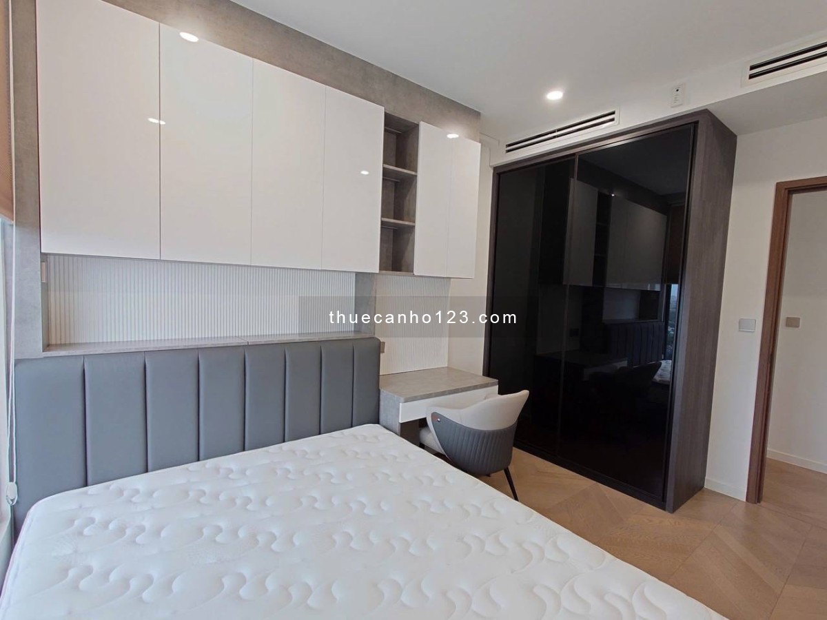 Trống sẵn 3PN view Sông trực diện chỉ 50 triệu. Nội thất Sang trọng, tại Lumiere Riverside