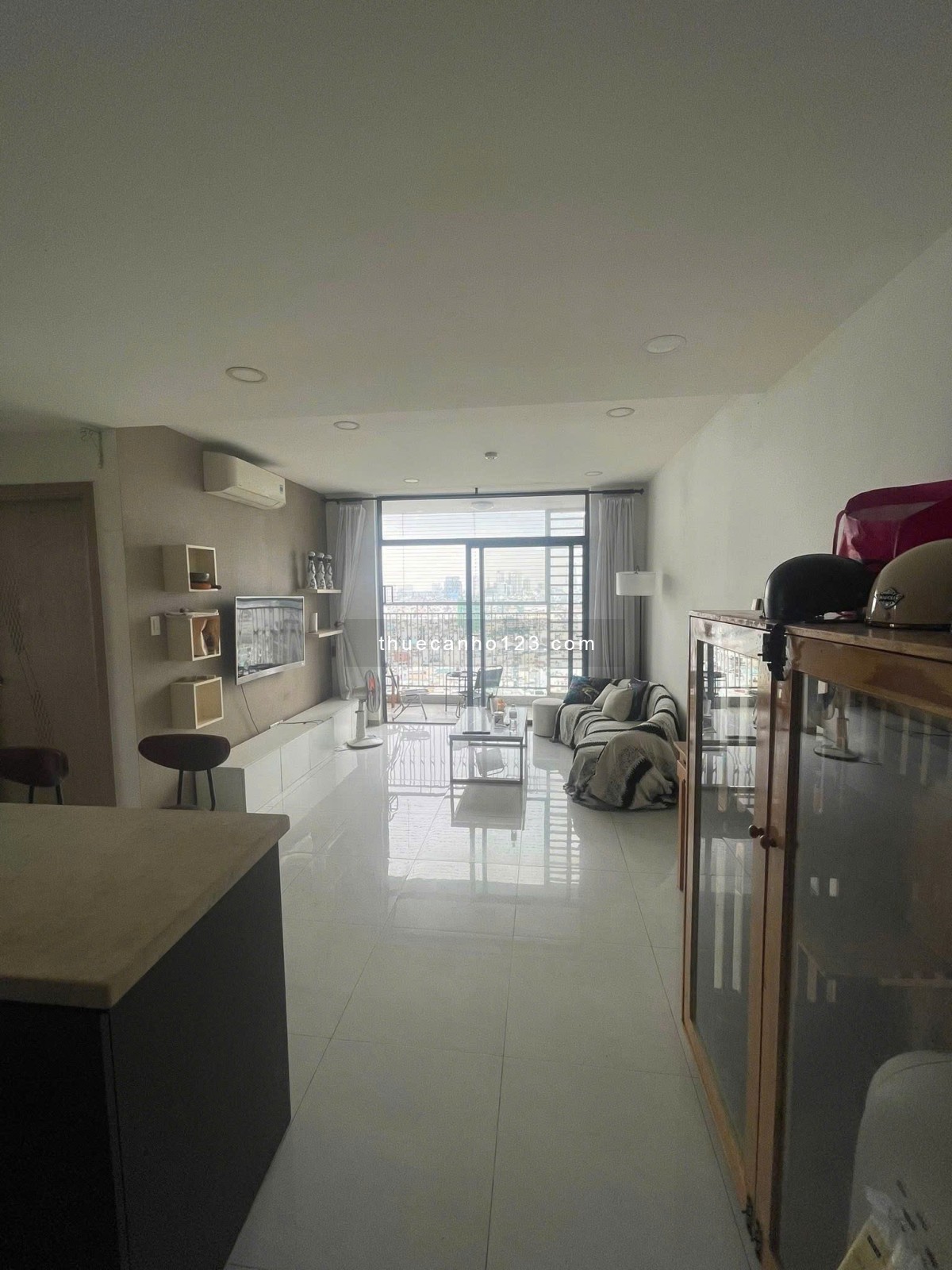 Chung cư Oriental, Âu Cơ, TP: 3p ngủ, 110m2, đầy đủ NT, 15tr/th, Căn góc.