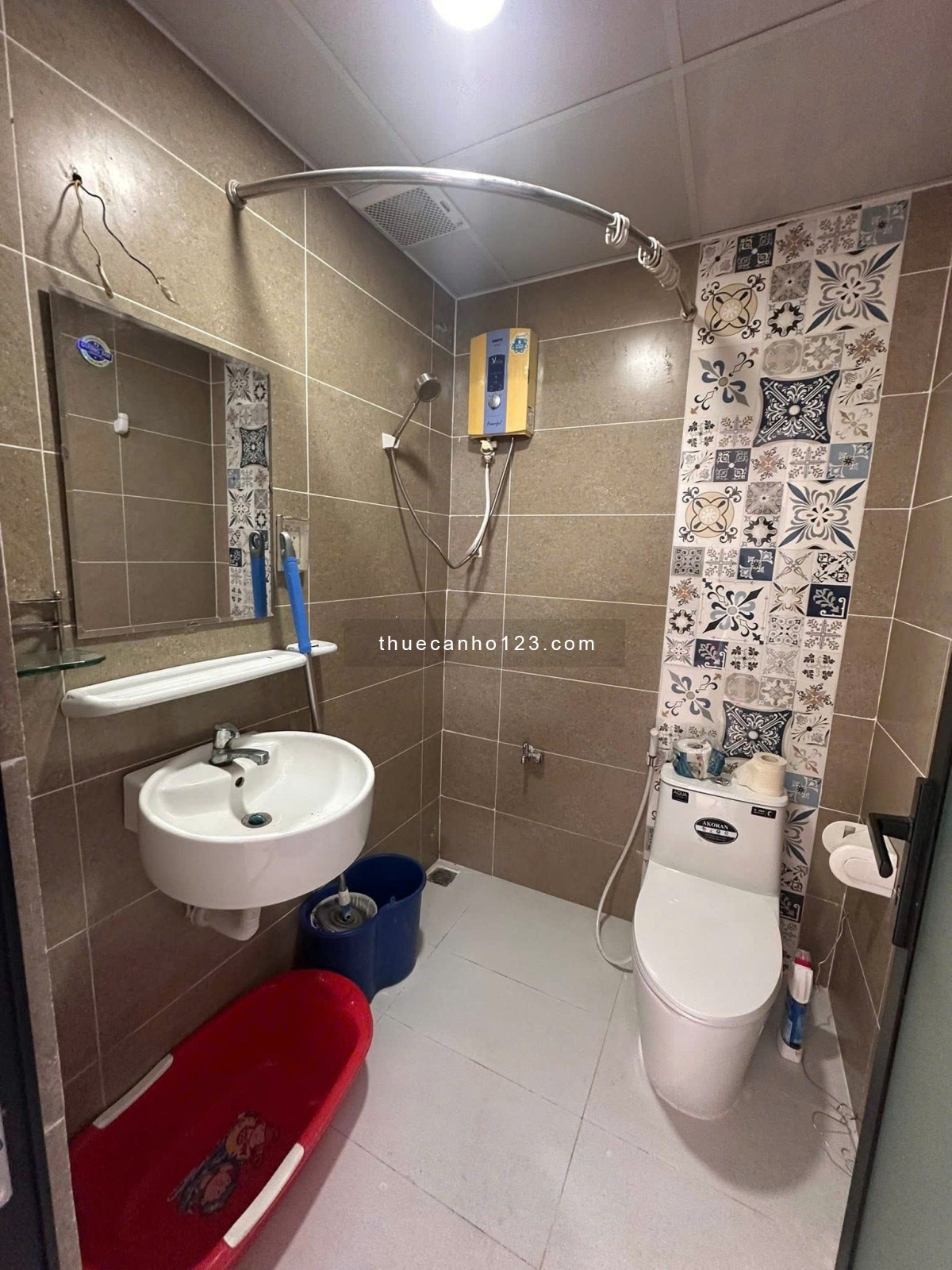 Chung cư Cộng Hoà Plaza, P4, TB: 50m2, 1PN, WC full NT, 11tr/th