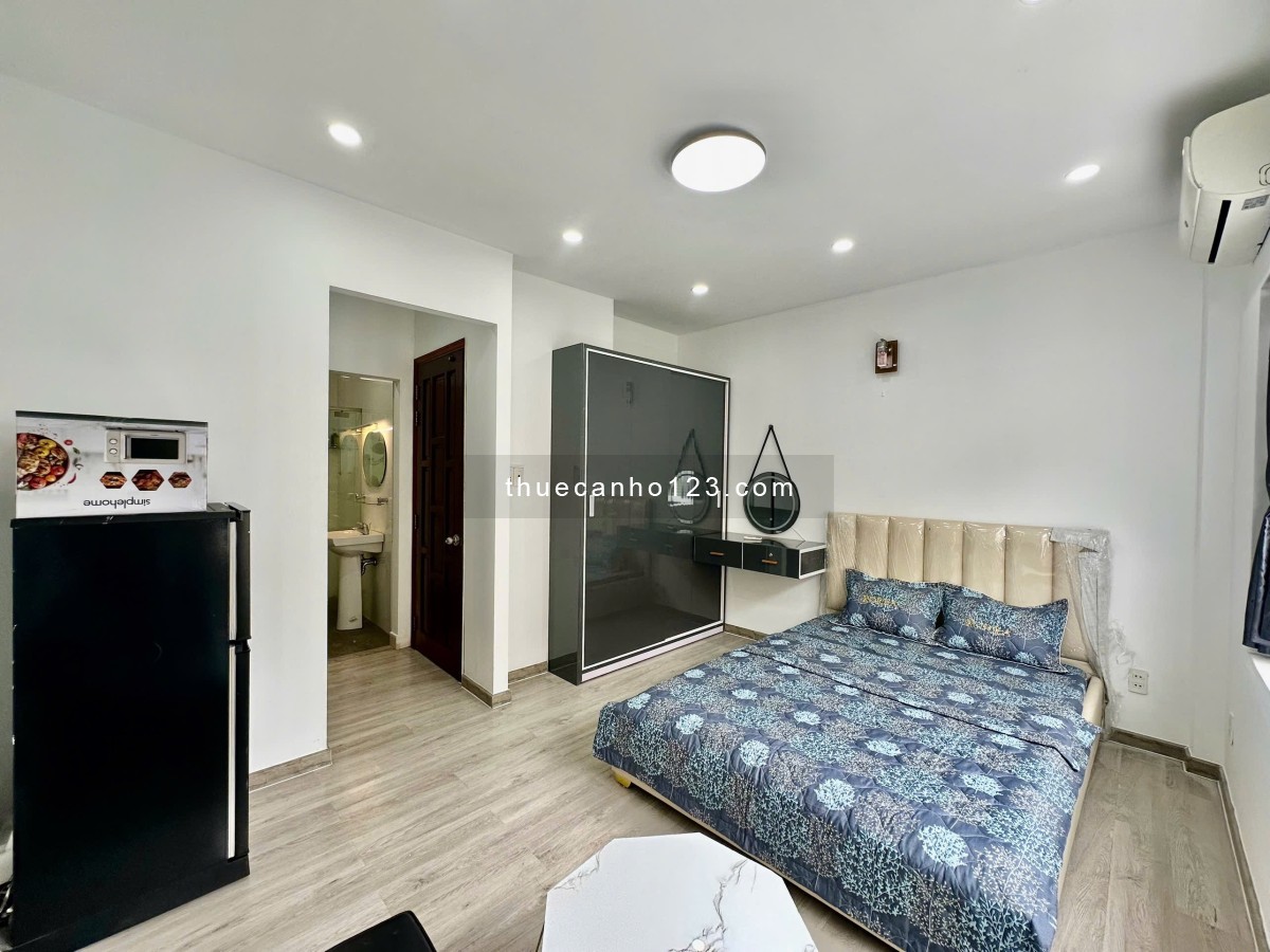 Cho thuê căn hộ Studio Tách bếp, cửa sổ Q1 gần Nhà thờ Đức Bà, cầu Ba Son, Bitexco, cầu Thị Nghè