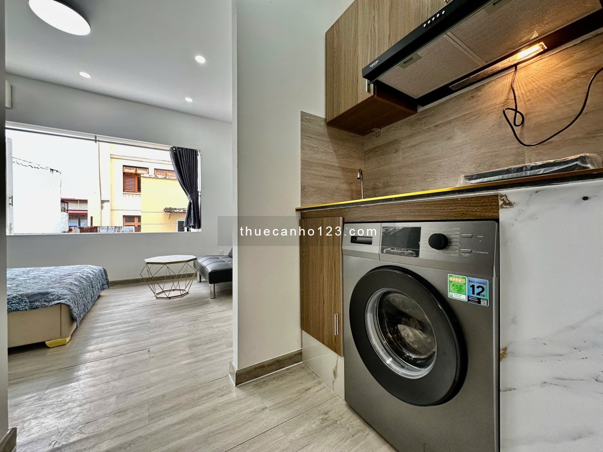 Cho thuê căn hộ Studio Tách bếp, cửa sổ Q1 gần Nhà thờ Đức Bà, cầu Ba Son, Bitexco, cầu Thị Nghè