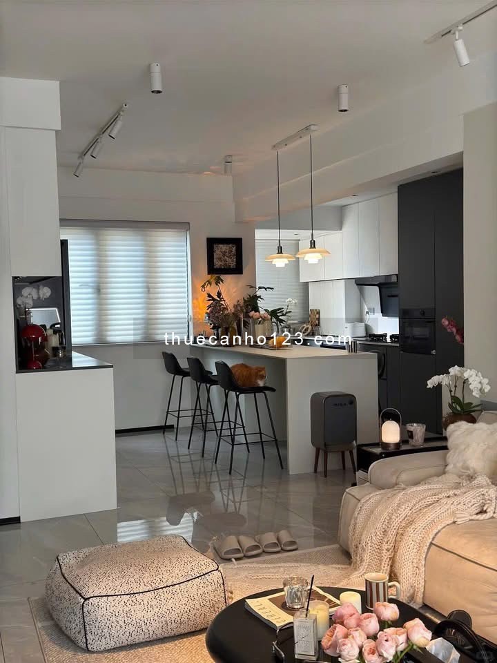 CHO THUÊ PHÒNG STUDIO TÁCH BẾP CÓ BAN CÔNG MÁY GIẶT RIÊNG MỚI NGAY NHÀ GA T3, QUẬN TÂN BÌNH