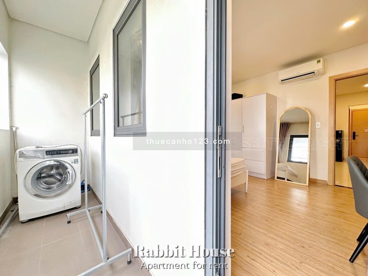 CĂN HỘ - 1 PHÒNG NGỦ - BANCONY - FULL NỘI THẤT