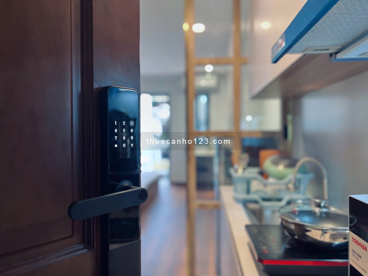 CĂN HỘ 1 PHÒNG NGỦ – MẶT TIỀN VIEW PHỐ – BAN CÔNG THOÁNG | QUẬN 1