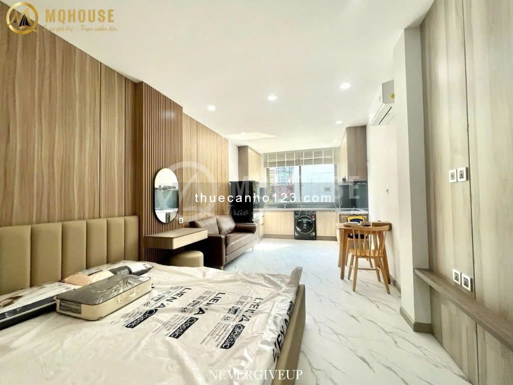 CĂN HỘ 40M² – THANG MÁY – VIEW LANDMARK 81