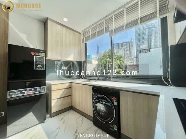 CĂN HỘ 40M² – THANG MÁY – VIEW LANDMARK 81