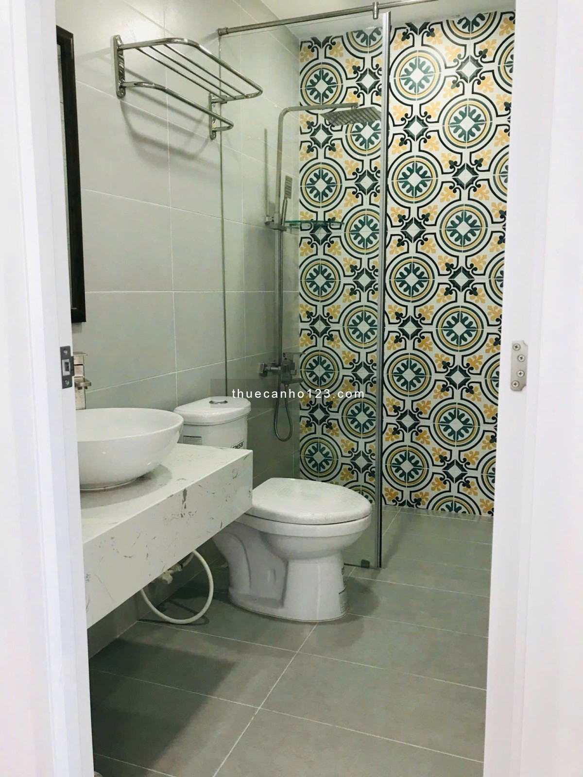  CHO THUÊ CĂN HỘ LUCKY PALACE – LP1 – 50 PHAN VĂN KHOẺ QUẬN 6 Diện tích rộng – 2PN, 2WC