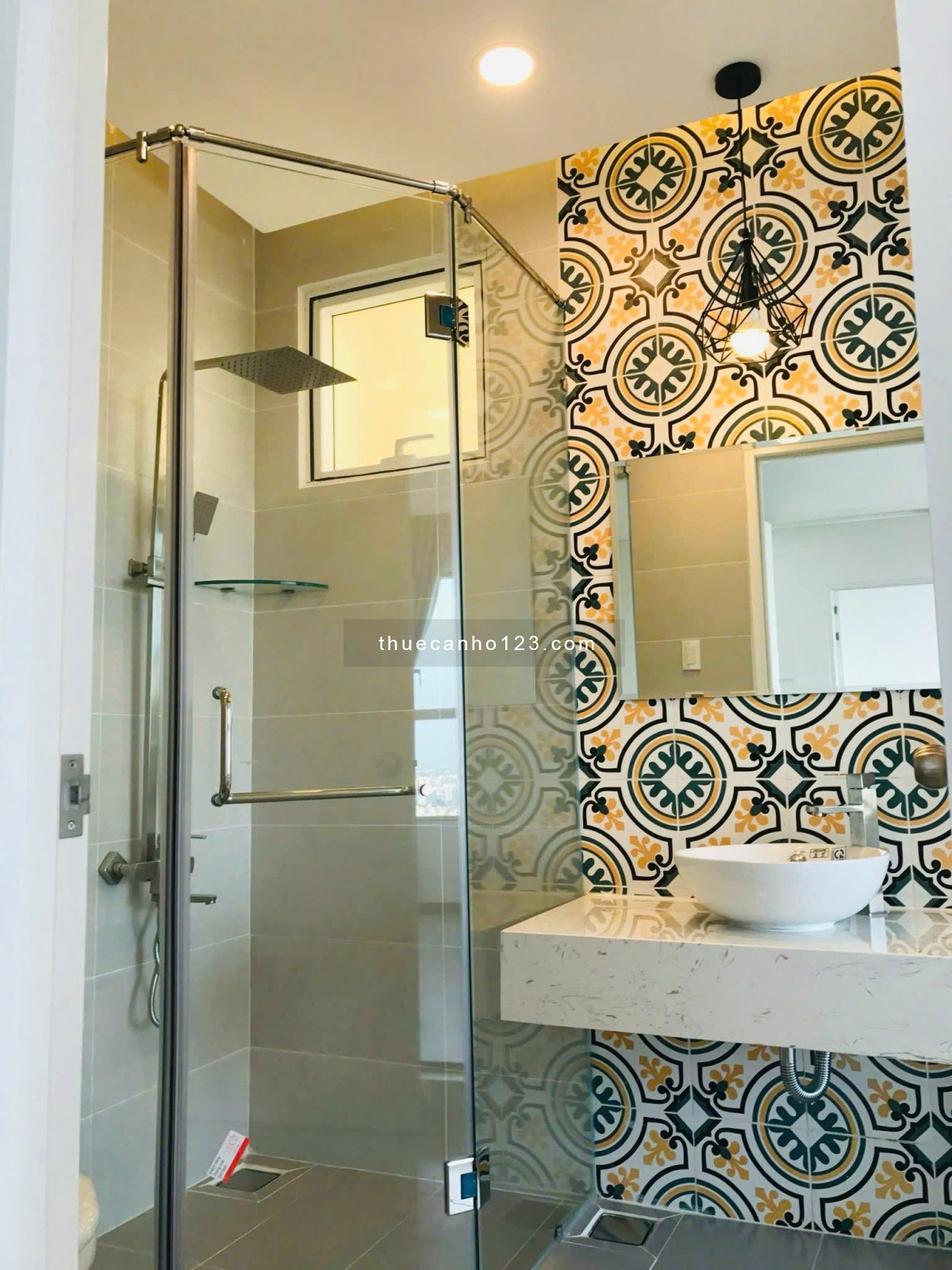  CHO THUÊ CĂN HỘ LUCKY PALACE – LP1 – 50 PHAN VĂN KHOẺ QUẬN 6 Diện tích rộng – 2PN, 2WC