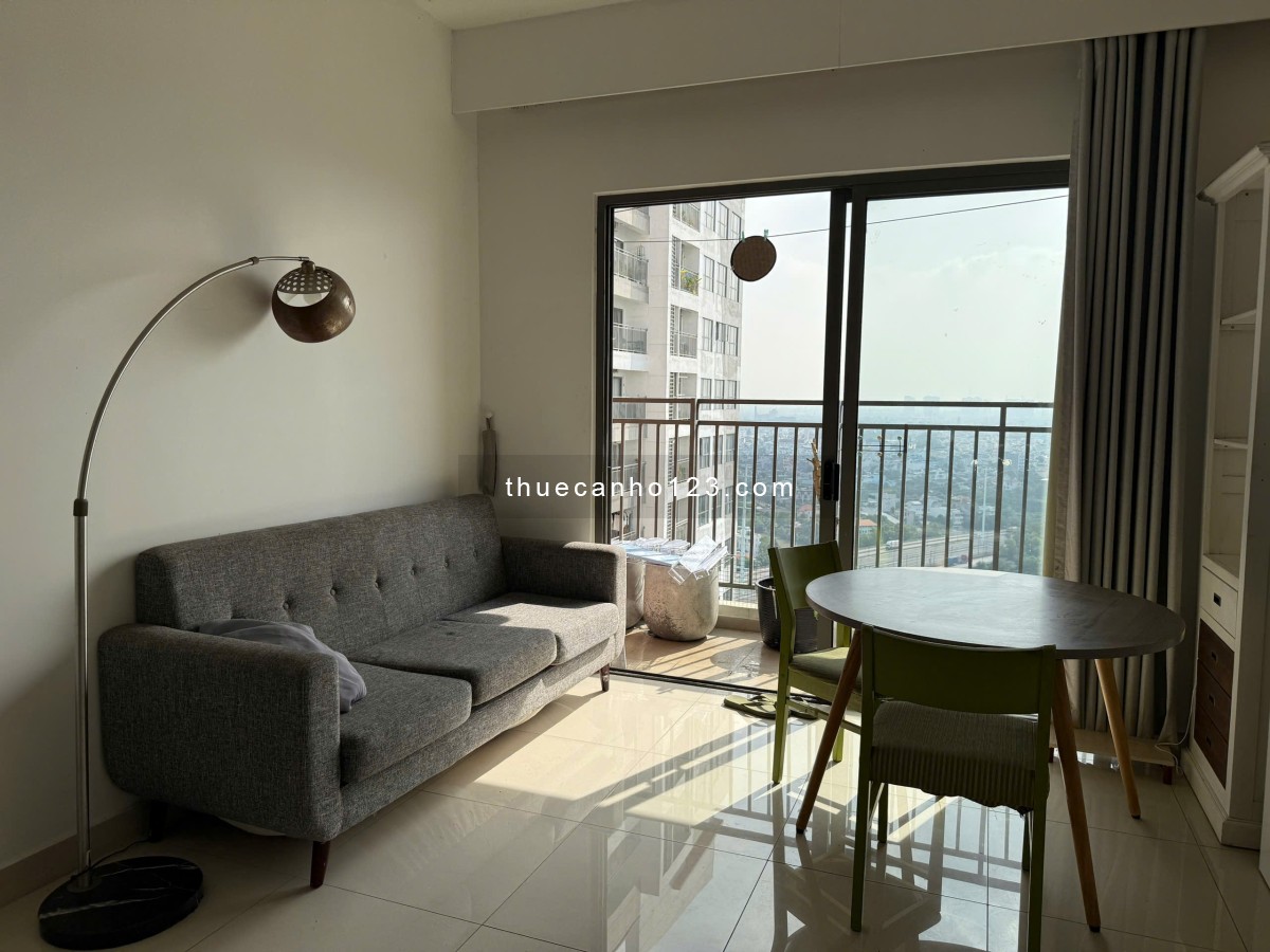 3 Phòng ngủ view Sông, DT 96m2, nội thất đầy đủ, giá siêu hời 23 triệu. tại The Sun Avenue