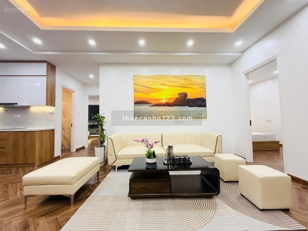 Cho thuê căn góc 3 ngủ 3 vs, dt 135m2, đủ đồ, nhà mới, thoáng tại Chung cư The Legacy