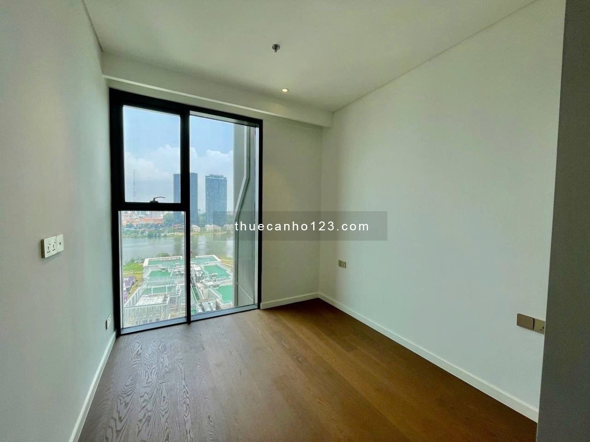 Căn 3 phòng ngủ Secret 152m2, full view sông, Nội Thất Cơ Bản, giá 115 triệu. Tại Crest Metropole