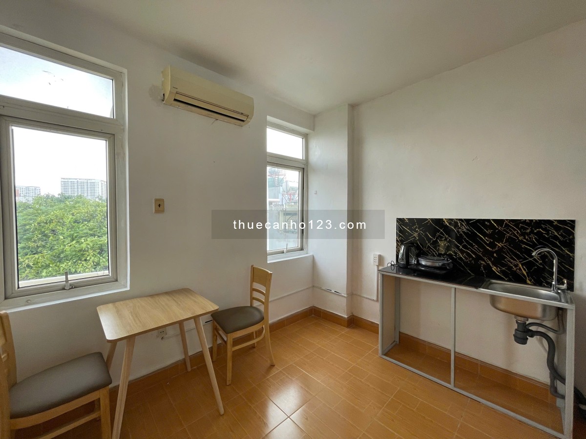 Studio ban công full nội thất gần sân bay cv Hoàng Văn Thụ, Lăng Cha Cả quận Tân Bình