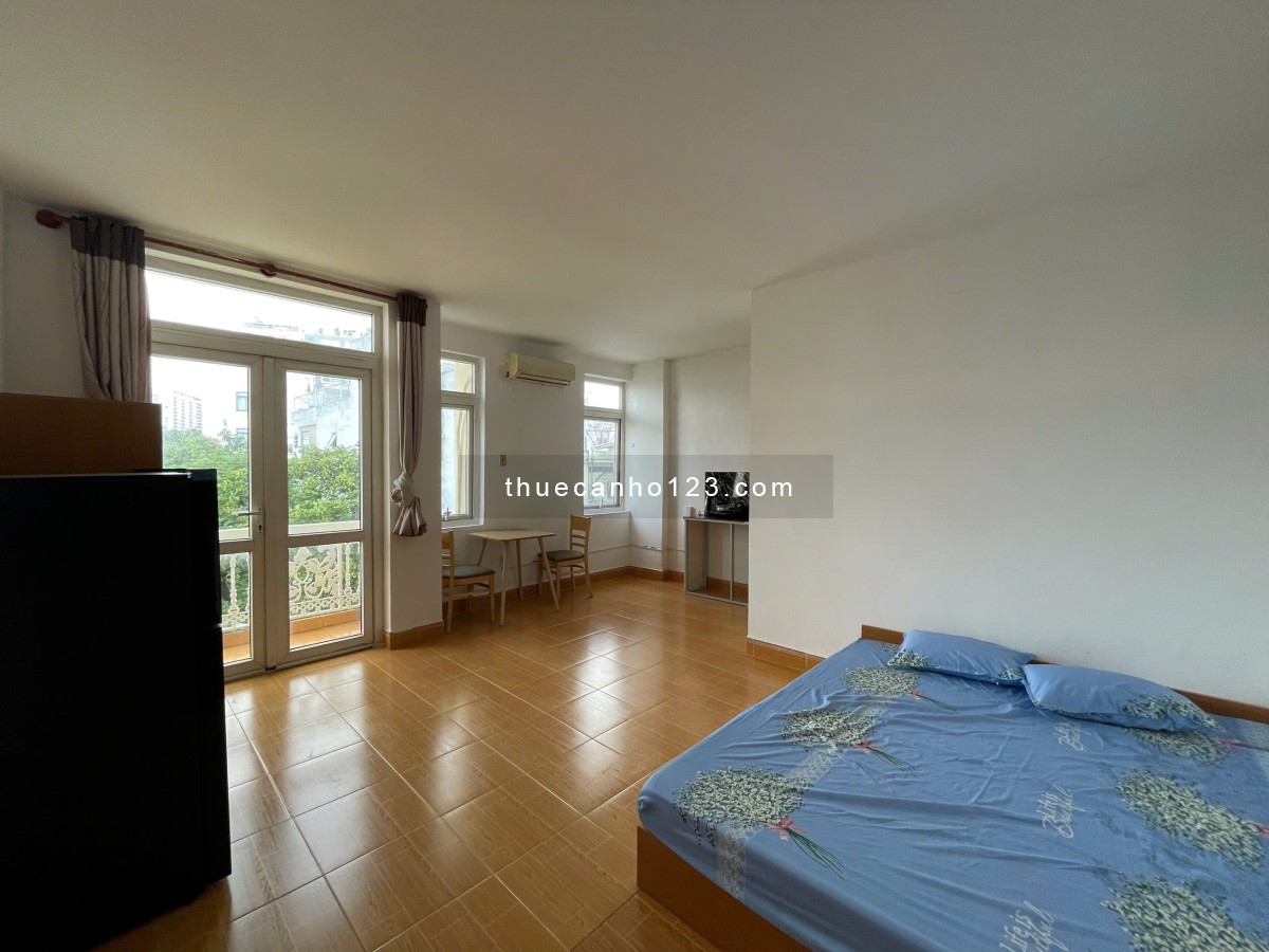 Studio ban công full nội thất gần sân bay cv Hoàng Văn Thụ, Lăng Cha Cả quận Tân Bình