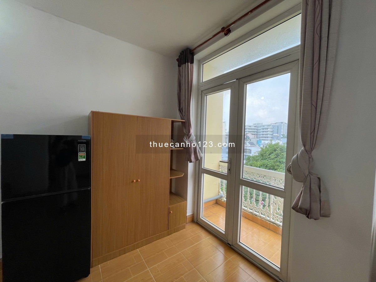 Studio ban công full nội thất gần sân bay cv Hoàng Văn Thụ, Lăng Cha Cả quận Tân Bình