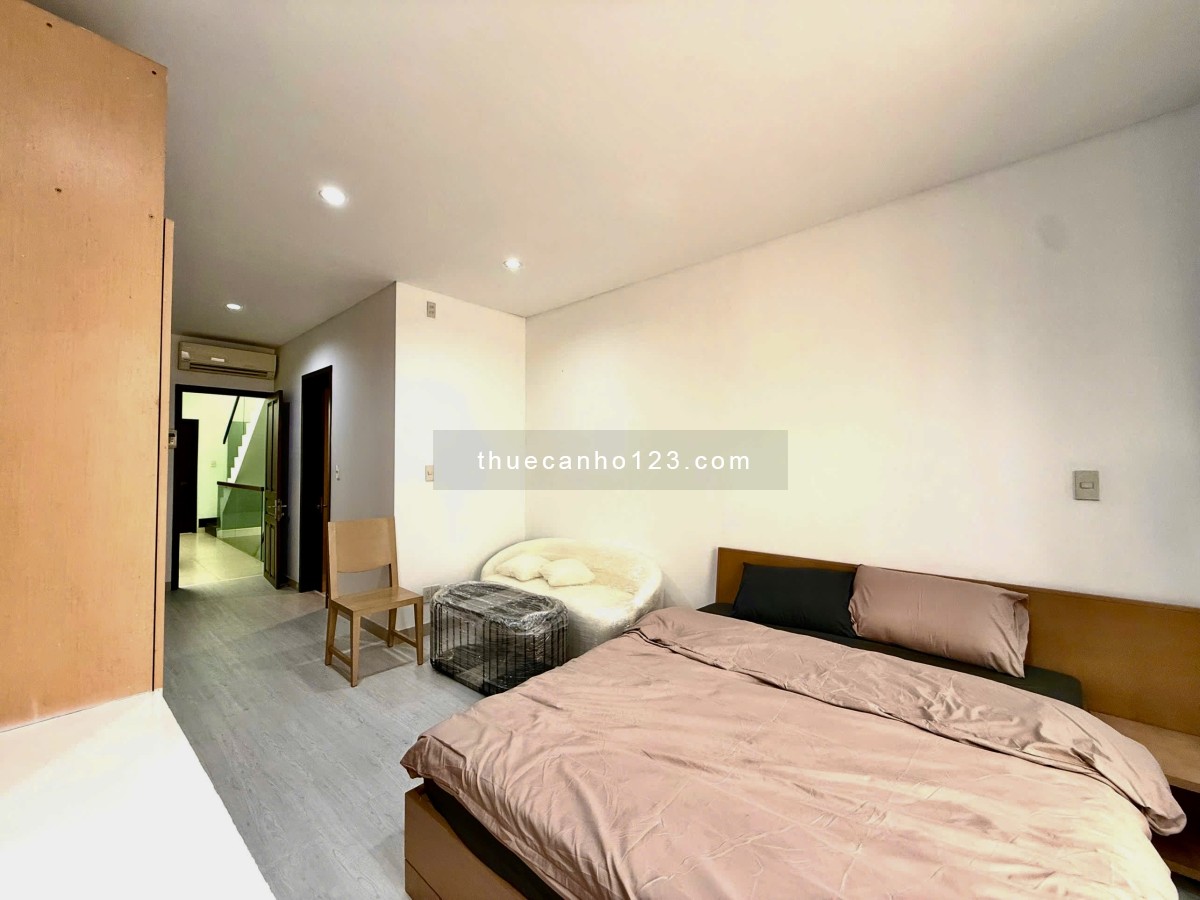 Căn Hộ Ban Công Mới 100% Gần Hồ Con Rùa_CV Lê Văn Tám_Dinh Độc Lập Quận 1